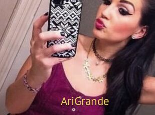 AriGrande