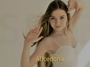 alicedona Smilin Pussy