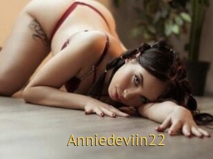 Anniedeviin22