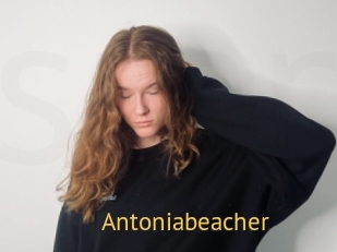 Antoniabeacher