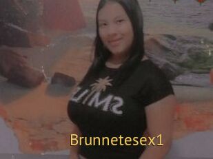 Brunnetesex1
