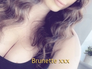 Brunette_xxx