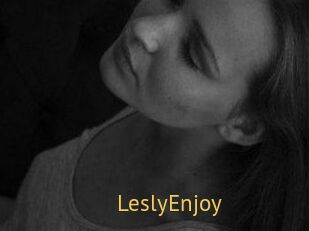 LeslyEnjoy Smilin Pussy