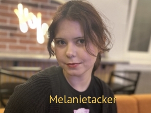 Melanietacker