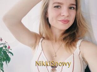 NikkiSnowy