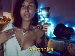 Veronnica