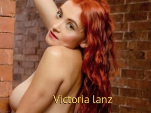 Victoria_lanz