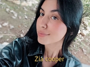 Zia_cooper